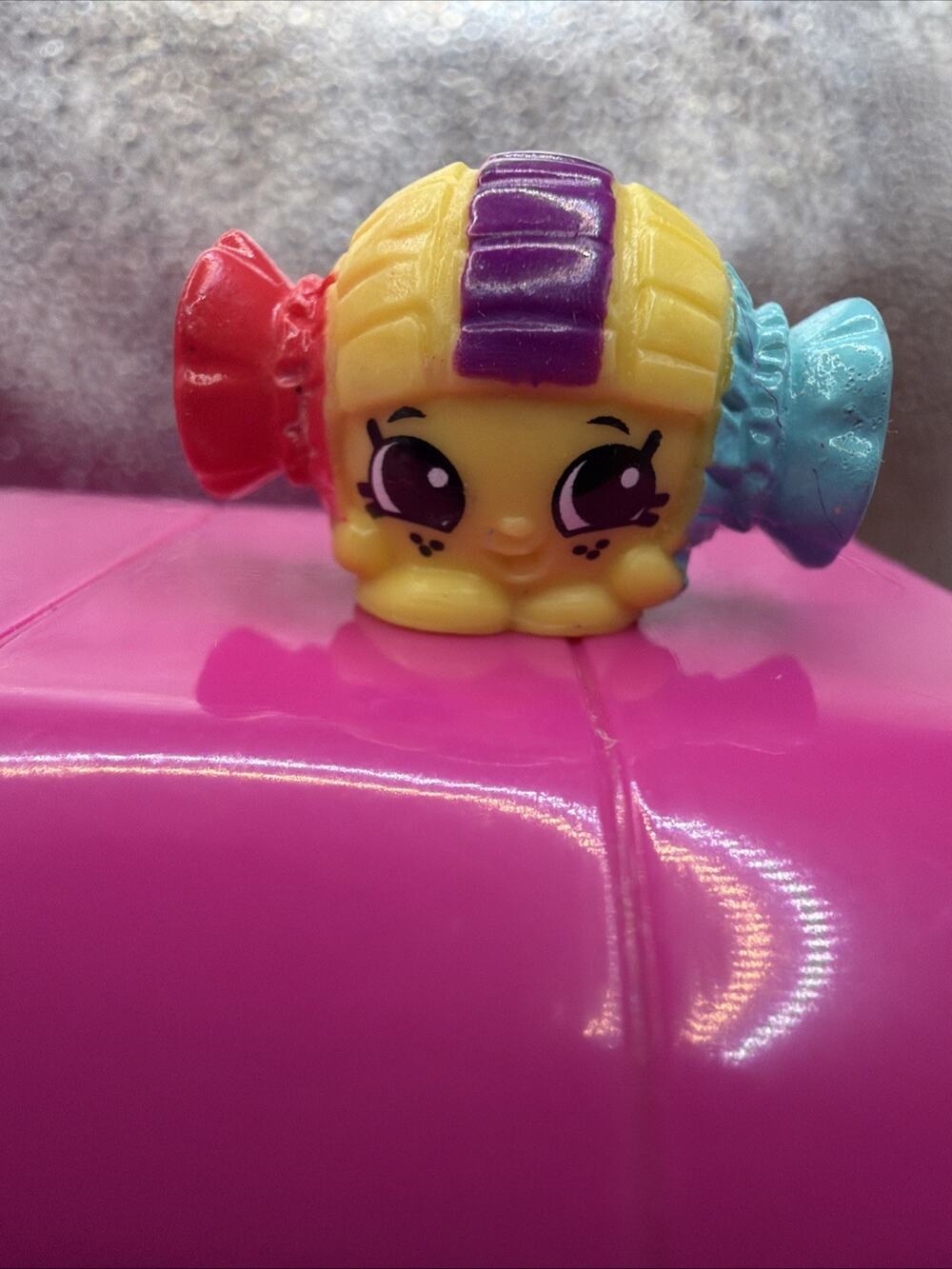 Shopkins Season 8 World Vacation Mexico Team Andy Candy Yellow Candy Pinata